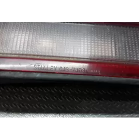 0437868 фара задняя Mazda 323 1987