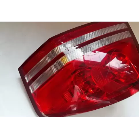 05116220AE фара задняя Dodge Avenger 2008