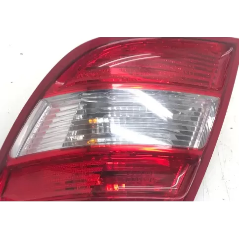 2048203664 фара задняя Mercedes-Benz C W204 2008
