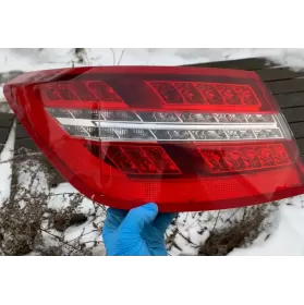 2078200164 фара задняя Mercedes-Benz E C207 W207 2010