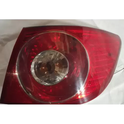 2104SUNGSAN фара задняя Chevrolet Epica 2009