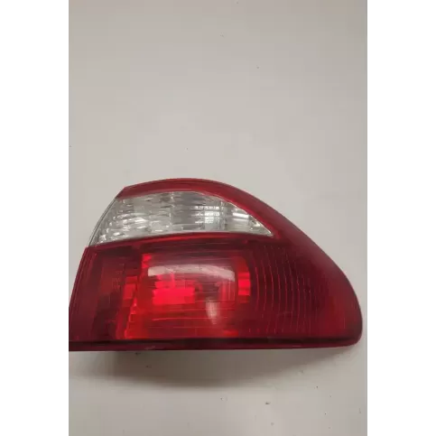 22061922 фара задня Mazda 626 2001