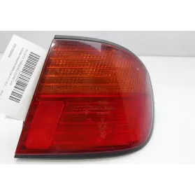 23190204 фара задняя Nissan Primera 1996