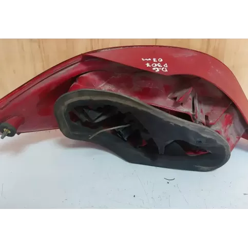 557674B1886 фара задня Peugeot 307 2007