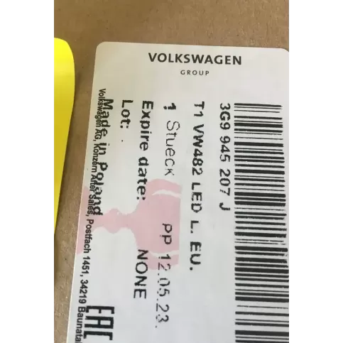 81440121 фара задня Volkswagen PASSAT B8 2015
