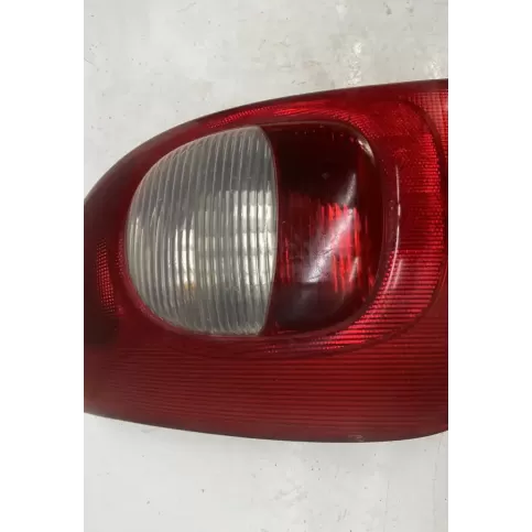 8631584080 фара задняя Citroen Xsara Picasso 2002