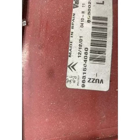 8631584080 фара задняя Citroen Xsara Picasso 2002