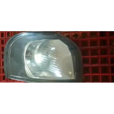 88204387 фара задняя Volvo S80 2003