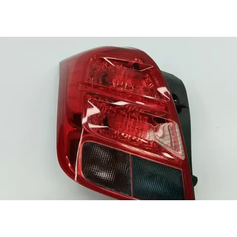 95207519 фара задняя Chevrolet Trax 2013