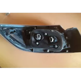 BBN751150K2442 фара задня Mazda 3 II 2011