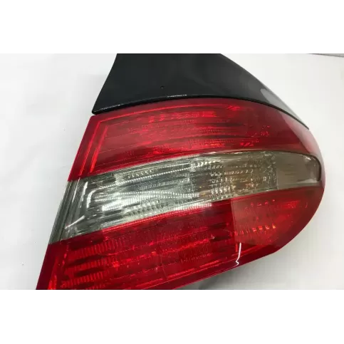 DCCL203DXF фара задняя Mercedes-Benz CLC CL203 2010