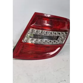 E122922801 фара задняя Mercedes-Benz C W204 2008