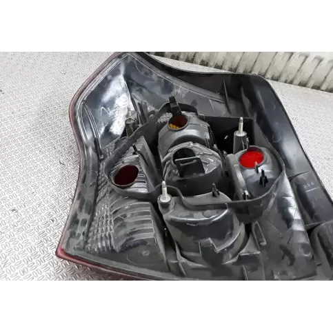 E131090 фара задняя Toyota Corolla E120 E130 2004