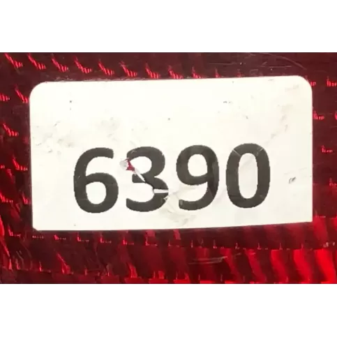 E13RS1IB фара задняя Toyota Yaris 2000