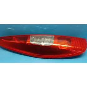 MR957373 фара задняя Mitsubishi Colt 2004