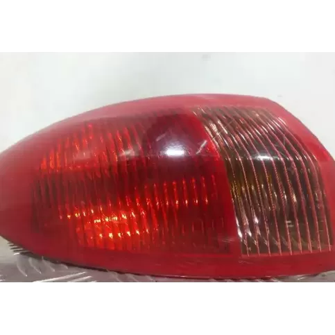 0046556346 фара задняя Alfa Romeo 147 2001