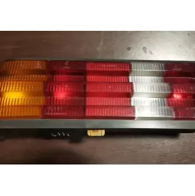 0053352R38 фара задняя Mercedes-Benz 200 300 W123 1980