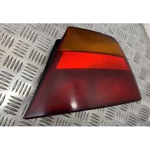 0151745 фара задняя Mitsubishi Carisma 2000