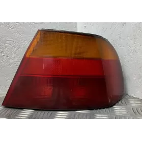 0151745 фара задняя Mitsubishi Carisma 2000