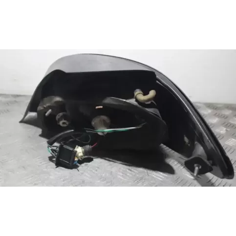 015501925L фара задняя Peugeot 307 2001