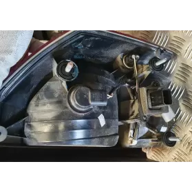 04805851AC фара задняя Chrysler 300 - 300C 2006