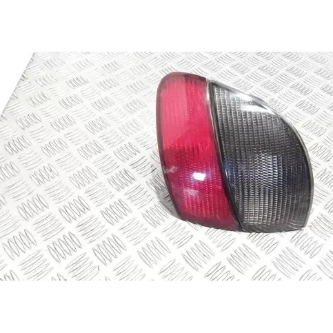 085501936R фара задняя Peugeot 406 2002