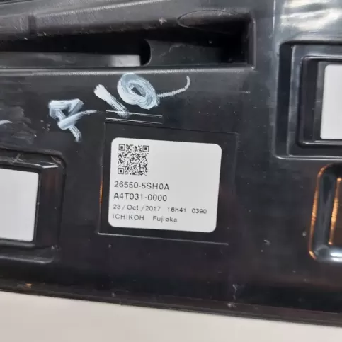 265505SH0A фара задняя Nissan Leaf II (ZE1) 2017