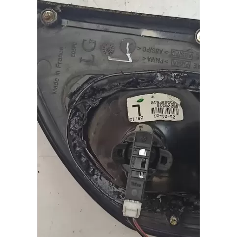 265559F610 фара задняя Nissan Primera 2002
