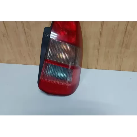 27060 фара задня Mitsubishi Space Star 2001