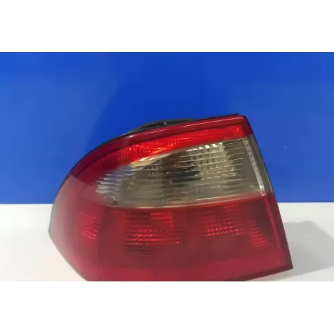 32017836 фара задня Saab 9-5 2002