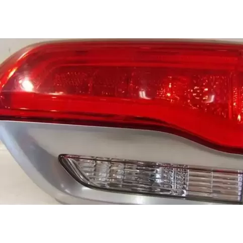 68236136AA фара задня Jeep Grand Cherokee 2016