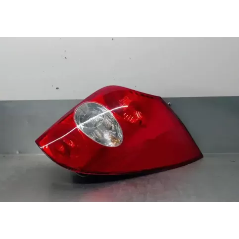 89076422 фара задня Renault Laguna II 2001