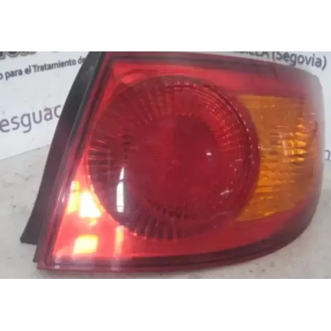 92401202 фара задня Hyundai Elantra 2001