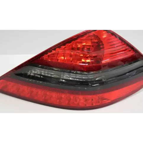 A2308201664 фара задняя Mercedes-Benz SL R230 2009