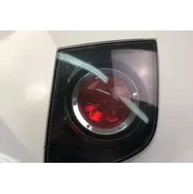 BN9B513G0C фара задня Mazda 3 I 2005