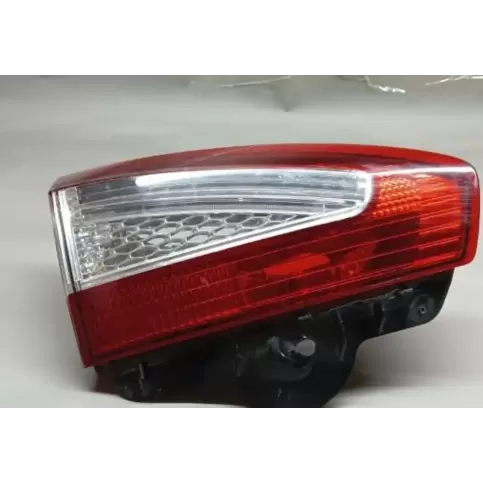 BS7113A603BC фара задняя Ford Mondeo MK IV 2012