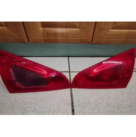 MN105625 фара задняя Mitsubishi Colt 2013