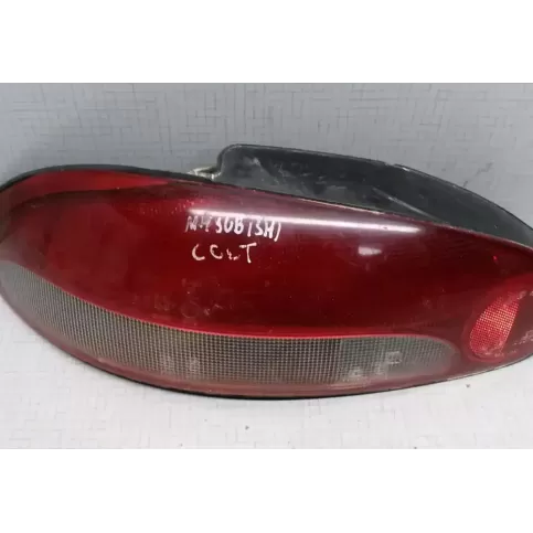 STANLEY0431568 фара задняя Mitsubishi Colt 1995