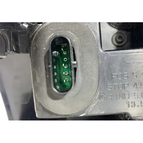 1077399 фара задня Tesla Model 3 2019
