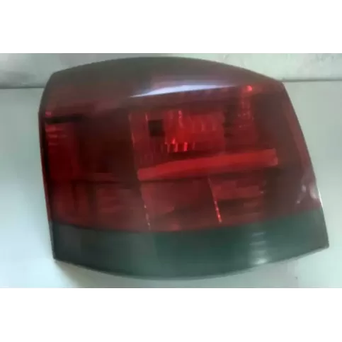 13191349 фара задняя Opel Signum 2005