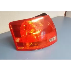 1K945095C фара задняя Audi A4 S4 B7 8E 8H 2005