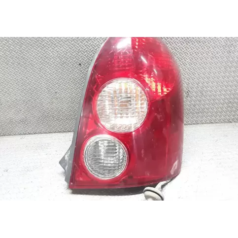22061955 фара задня Mazda 323 2001