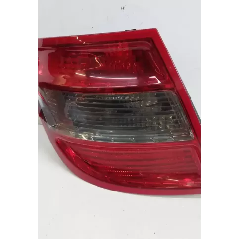 512291201 фара задняя Mercedes-Benz C W204 2011