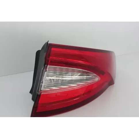 670106830 фара задняя Maserati Levante 2018