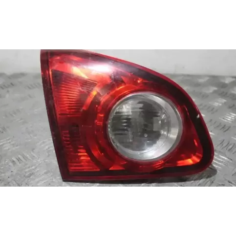 89071083 фара задняя Nissan Qashqai 2009