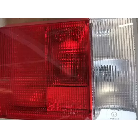 893945225B фара задня Audi 80 90 B3 1990