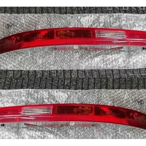 8R0945096 фара задня Audi Q5 SQ5 2014
