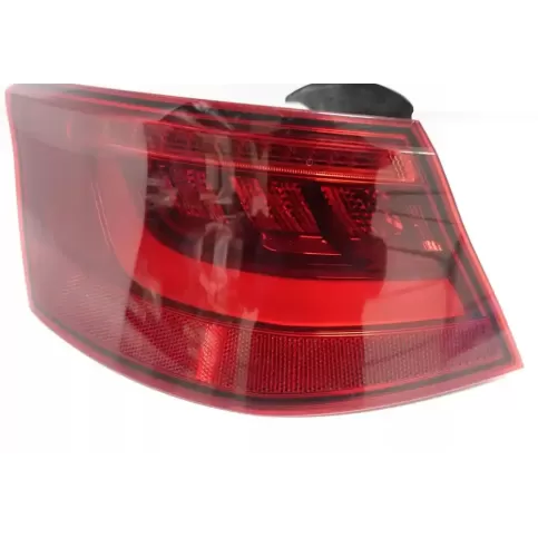 8V3945095B фара задняя Audi A3 S3 8V 2013