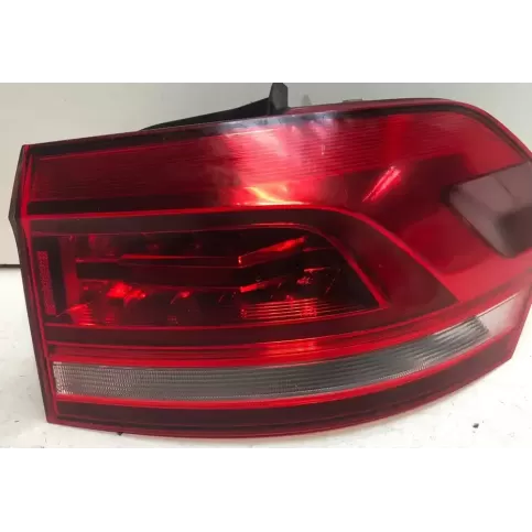 90059884A фара задняя Volkswagen Touran III 2016