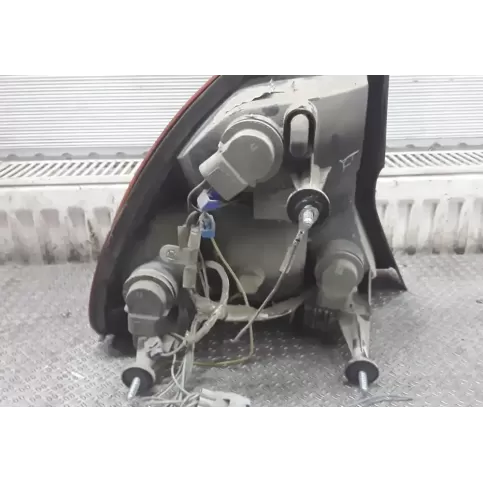 ASM04780050AH фара задняя Chrysler 300M 2000